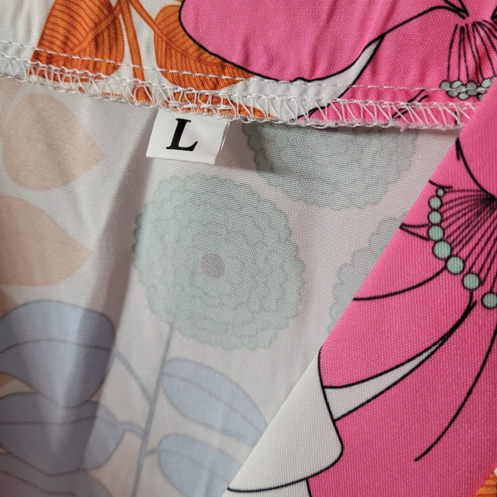 New W/O Tags Size Large. Flutter Sleeves. Polyest… - image 4